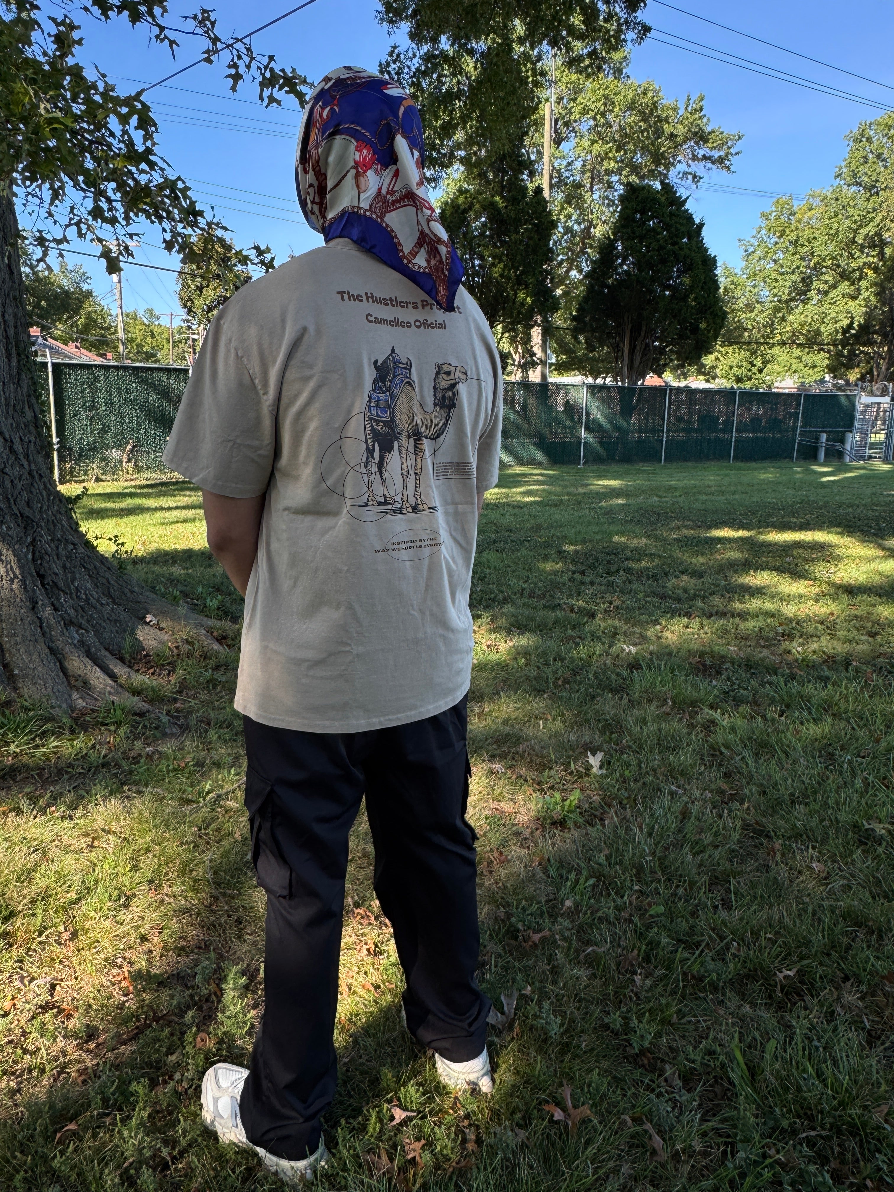 CAMELLEO PROJECT HUSTLERS TEE (EUCALYPTUS)