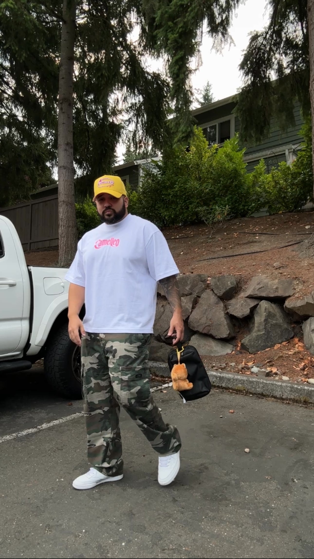 CAMELLEO - BEAUTIFUL DISAPPOINTMENT TEE