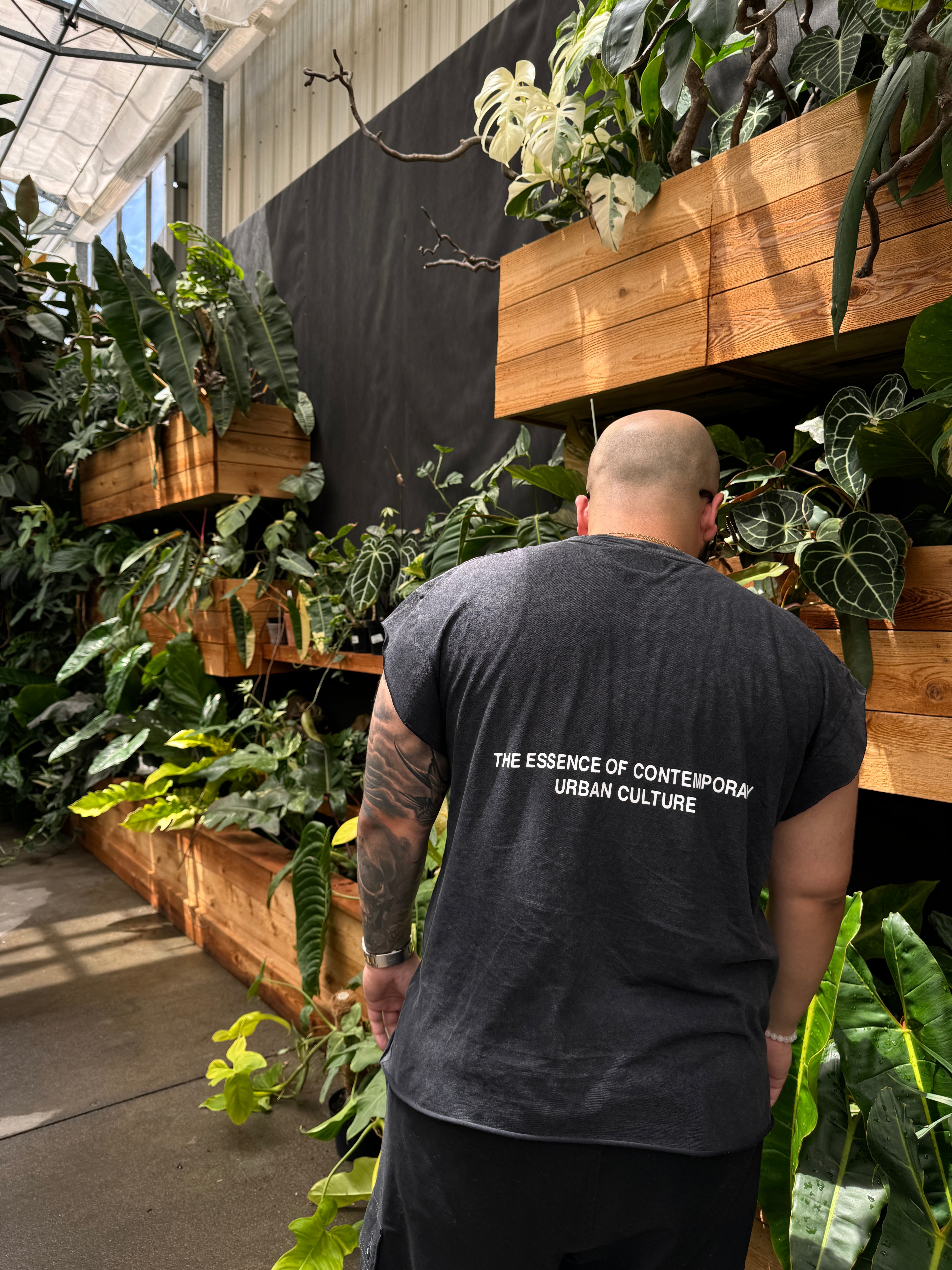 CAMELLEO MUSCLE TEE (VINTAGE BLACK)